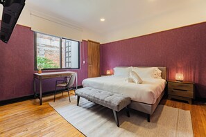 Hypo-allergenic bedding, down duvets, individually decorated - Mérida 54 by Escajal Homes (Mexico City)