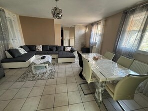 Living area - A city house in Rouen  (Sotteville-lès-Rouen)