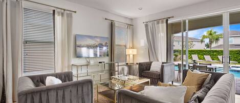 Télévision, table de tennis de table