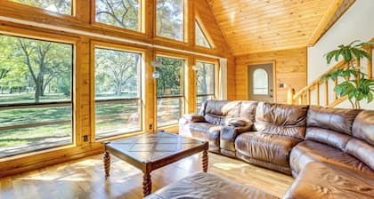 'Rock Creek Lodge' 1 Mi to Lake of the Arbuckles!