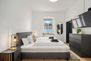 1 bedroom, WiFi, bed sheets