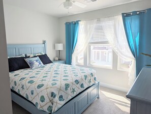 4 bedrooms, desk, iron/ironing board, free WiFi