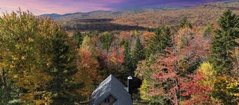 Mt Snow Game Chalet w/ Hot Tub
