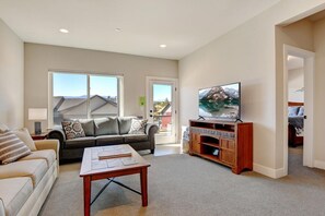 Smart TV, fireplace, video library