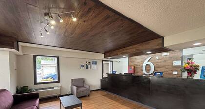 Studio 6 Suites Charlotte, NC - Northlake