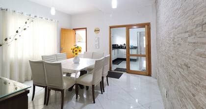 Complete house near Expo Center Norte