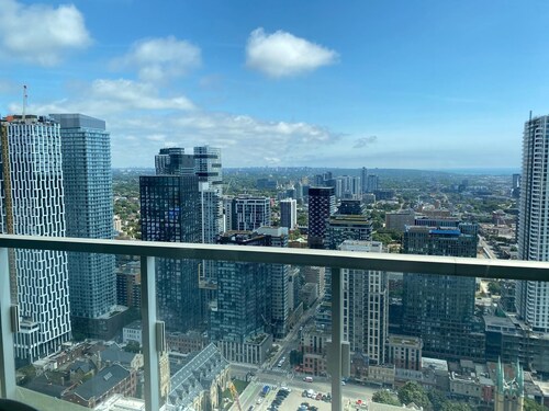 Amazing view 1 bedroom condo downtown Toronto