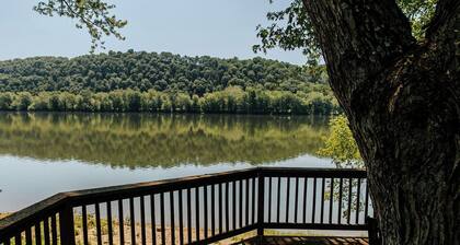 Peaceful 3BR Riverfront - Hot Tub, River Access, Views, Pet Friendly w/ Fee