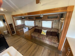 Smart-tv en een stereo