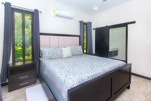 Iron/ironing board, WiFi, bed sheets - Caribbean Treasure – Luxury 5BR Villa w/ Pool (West End)
