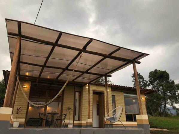 Outdoor dining - Sauna Loft, Las Golondrinas TABIO, Cundinamarca. (Tabia)