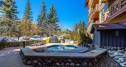 Spectacular Views from 1-bedroom Condo in Copper Mountain Center Village