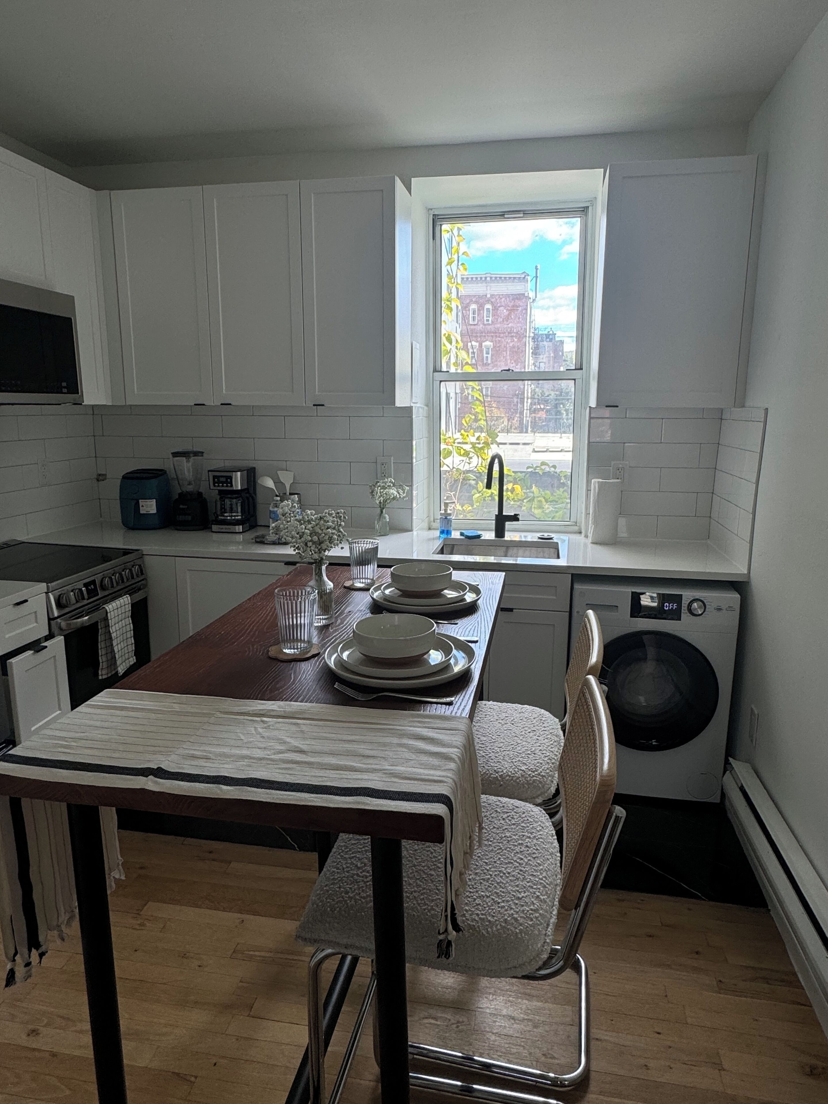 Refrigerador, microondas, horno, placa de cocina