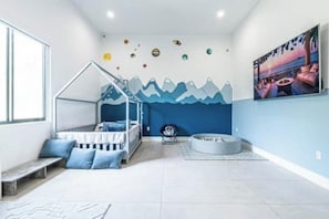 5 bedrooms