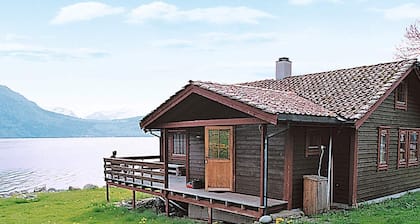 8 Person Holiday Home in Nordfjordeid-by Traum
