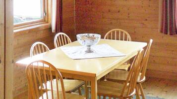 House | Dining