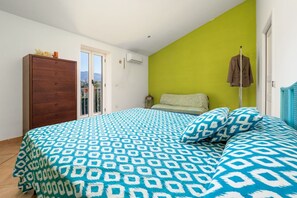 2 chambres, fer et planche à repasser, lit parapluie, Wi-Fi gratuit