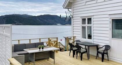 6 Person Holiday Home in Svelgen-by Traum