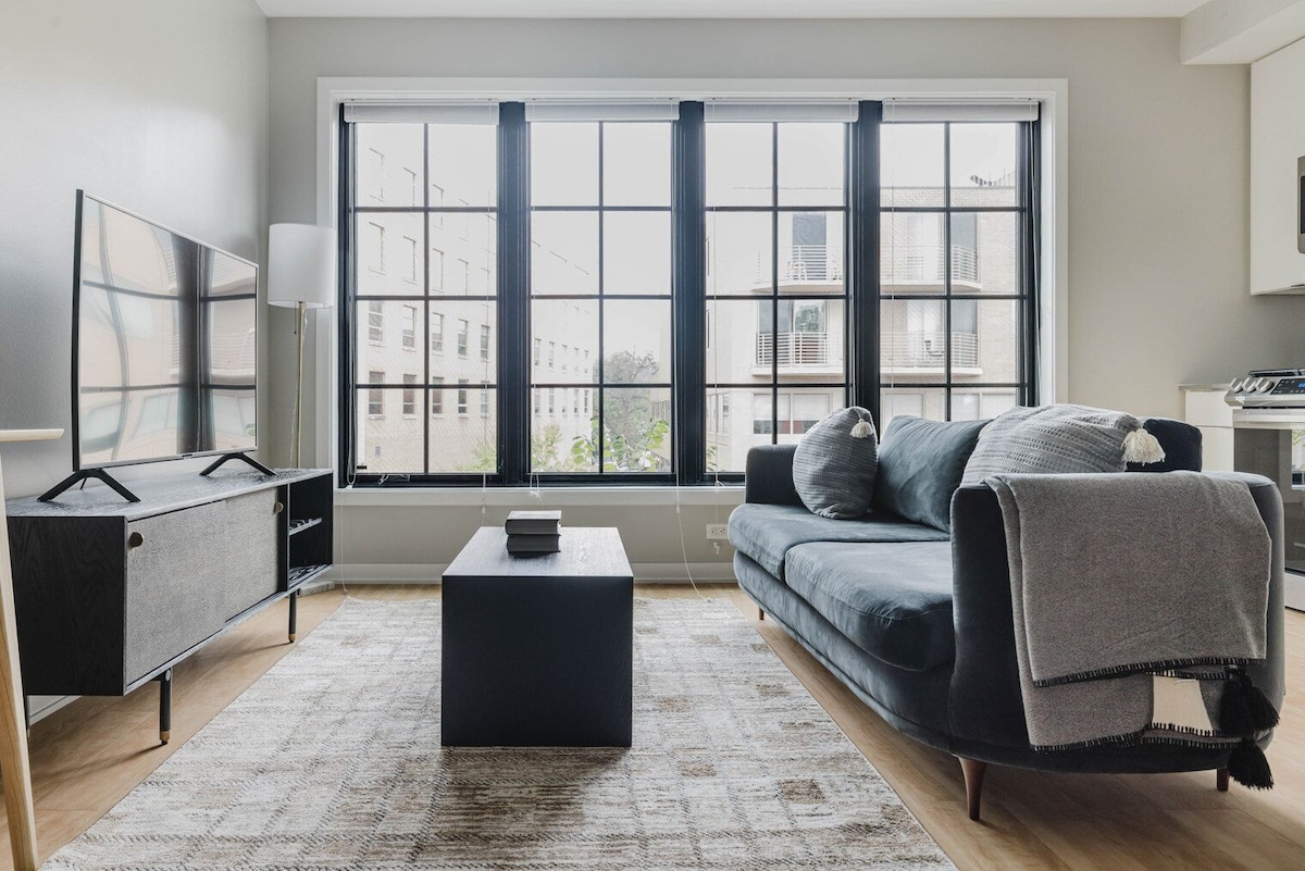 Premium Glover Park 1BR w/ Rooftop & W/D, nr Georgetown, by Blueground