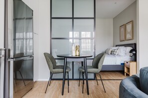 1 Schlafzimmer, Bügeleisen/Bügelbrett, WLAN, Bettwäsche