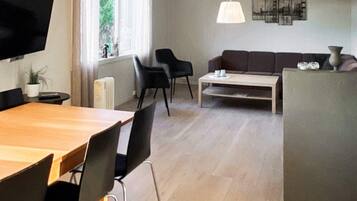 House | Dining