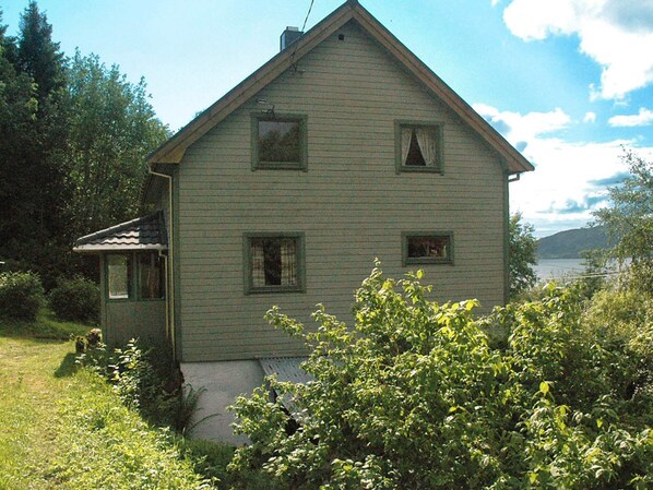 House | Exterior