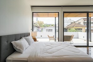 5 bedrooms, WiFi, bed sheets - The Designer 49 Villa (Bangkok)
