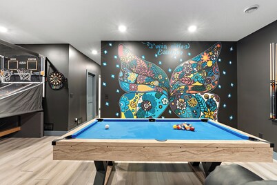 14guests, gameroom, theatre, sauna in the center of twin cities 