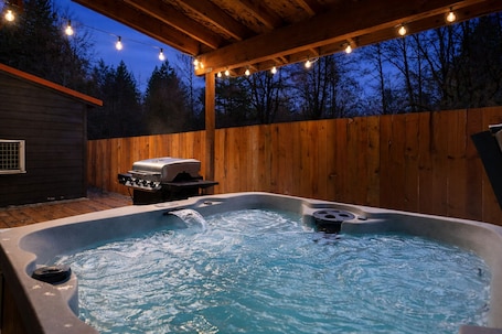 Terrace/patio. Perch - Skatecreek Cabin: Midcentury Vintage Cabin w/ Hot Tub & Fire Pit!