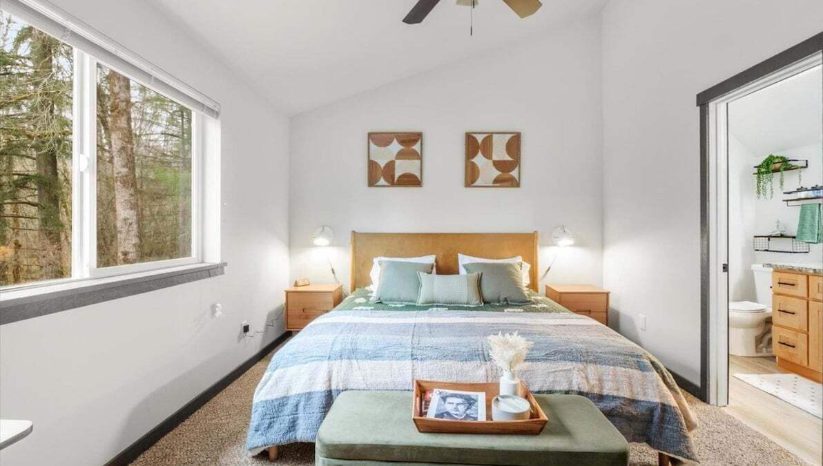 2 habitaciones, tabla de planchar con plancha y wifi gratis 