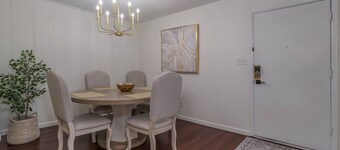 Upscale 2BR Getaway - Near Samford & Vestavia