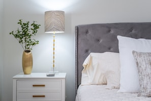 2 dormitorios, tabla de planchar con plancha, wifi y ropa de cama