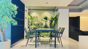 Sala de estar en el lobby