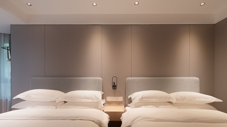 Dayin Hotel (Shanghai People's Square & Suzhou River Branch)