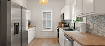 Odie's Oasis | Historic Downtown Home | Pet Friendly | Fenced Yard | Near Shops | New Patio
