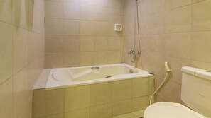 Standard Suite | Bathroom