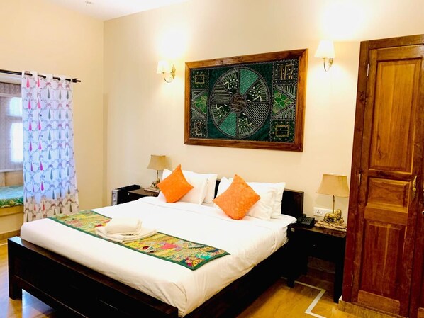 Superior Double Room | Free WiFi - Hotel Dev Villa (Jaisalmer)