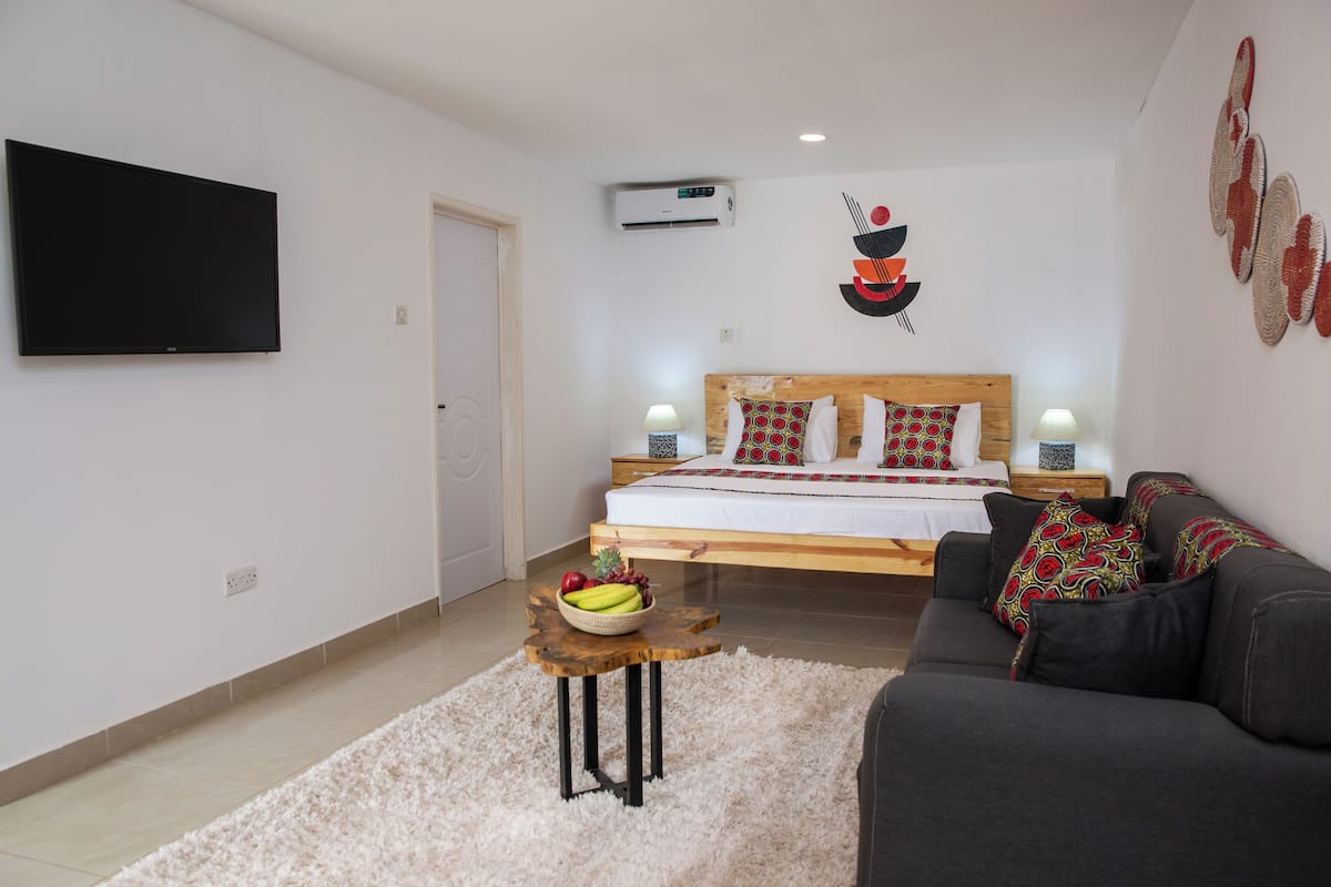 1 bedroom, in-room safe, desk, laptop workspace