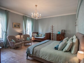 10 bedrooms, internet