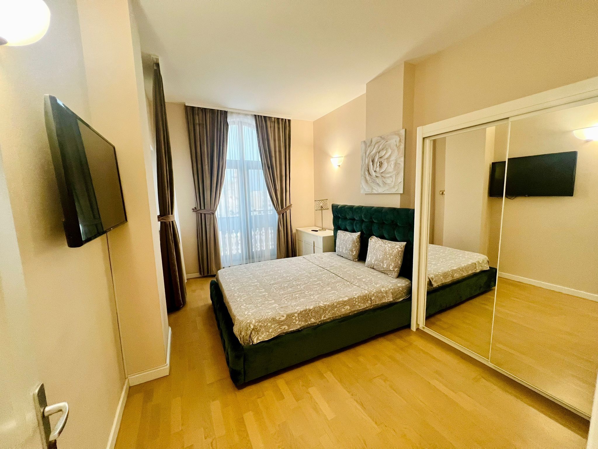 2 slaapkamers, een strijkplank/strijkijzer, wifi, beddengoed