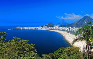 Apartment | Beach - Apartments in the Heart of Copacabana (Rio de Janeiro)