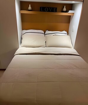 Apartment | 1 bedroom, desk, laptop workspace, free WiFi - Apartments in the Heart of Copacabana (Rio de Janeiro)