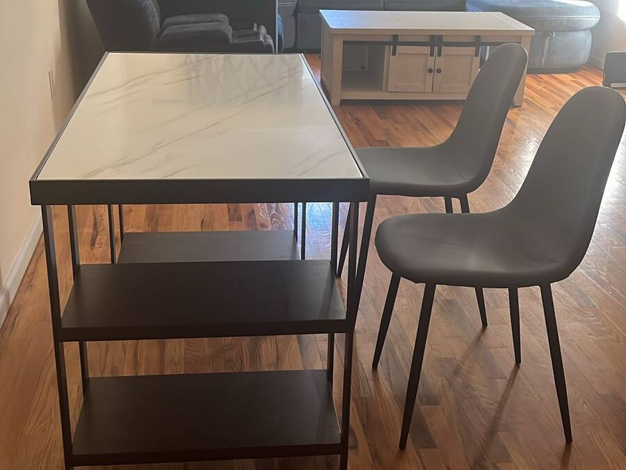 Appartement | Woonruimte | Een flatscreentelevisie