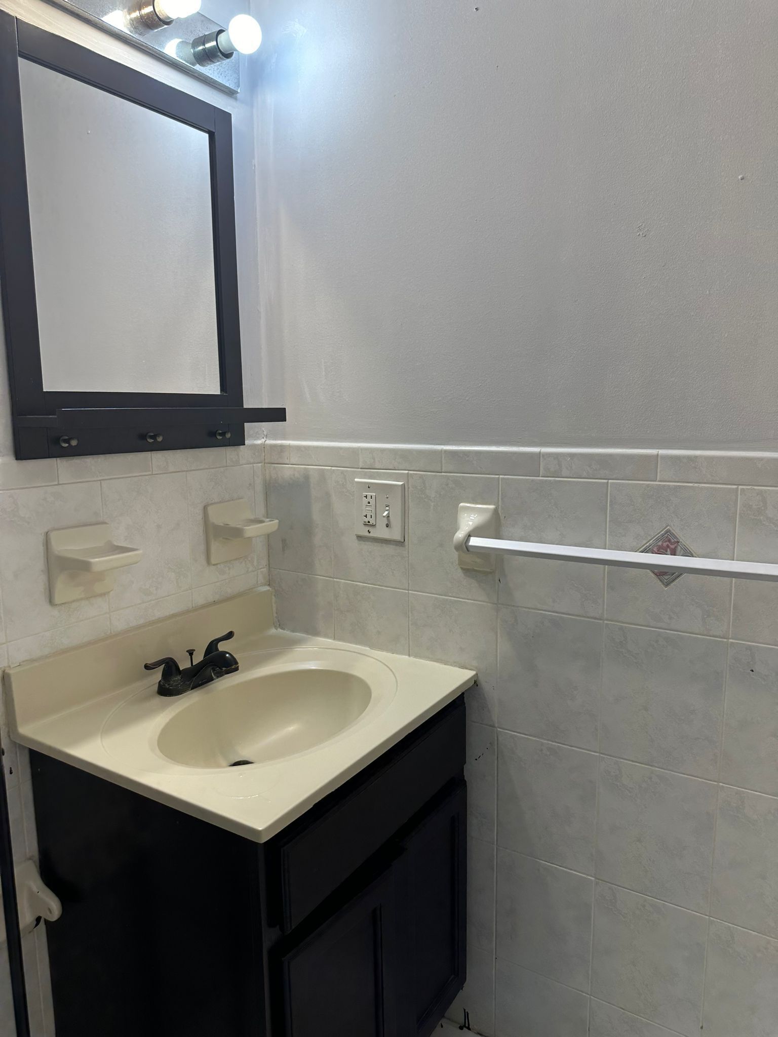 Apartment | Bilik Mandi