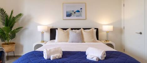 1 chambre, fer et planche à repasser, Wi-Fi gratuit, draps fournis