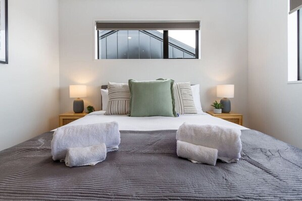 3 chambres, bureau, fer et planche à repasser, Wi-Fi gratuit