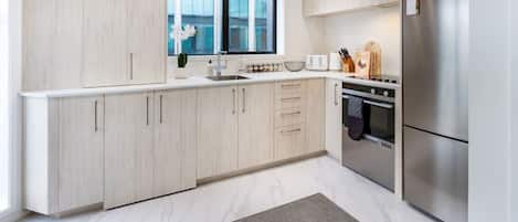 Fridge, microwave, oven, stovetop