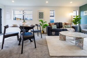 Smart TV - Serene Living: 2-bed w/ Carpark (Christchurch)
