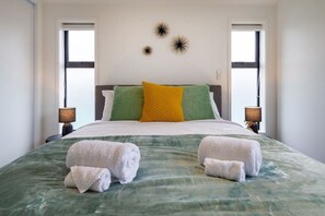 2 bedrooms, desk, iron/ironing board, free WiFi