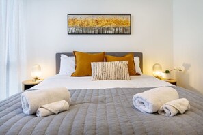 2 Schlafzimmer, Bügeleisen/Bügelbrett, kostenloses WLAN, Bettwäsche